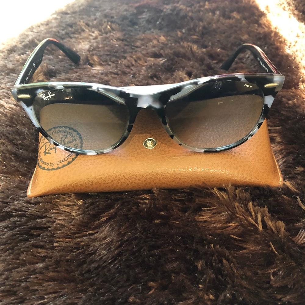 Rayban Wayfarer 2